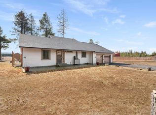 1052 S Airport Dr, Crescent, OR 97733