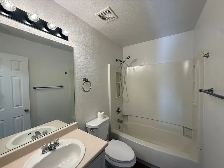 4810 Ardley Dr — Photo 19