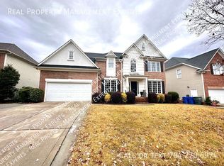 166 Montibello Dr, Mooresville, NC 28117