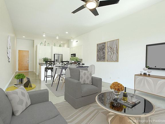 2nd image of 939 W Madison St APT 510