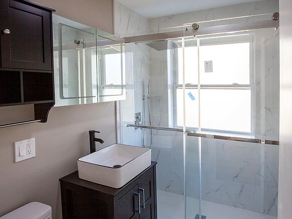 5th image of 3139 S Harlem Ave APT 1E