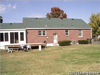 3rd image of 2510 Goldsmith Ln