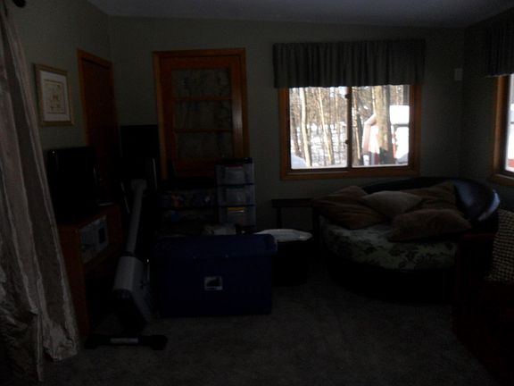 3rd image of 631 E Urquhart St
