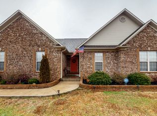 21 Sonoma Dr, Fayetteville, TN 37334