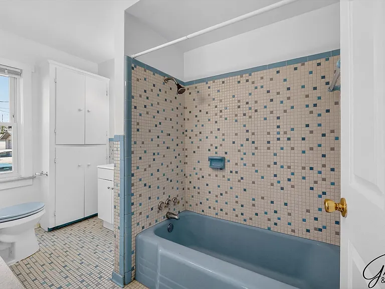 24408 Lambrecht Ave #2 — Photo 23