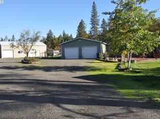 25661 Wildwood Rd, Veneta, OR 97487