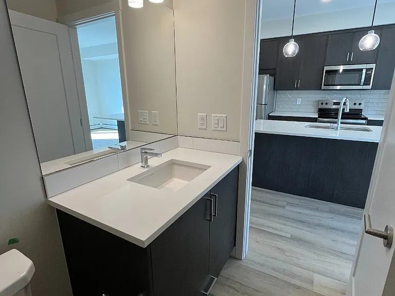 700 Shawnee Sq SW #205 — Photo 5