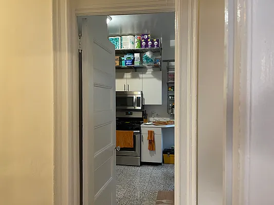 Rented by JMG Properties | media 28