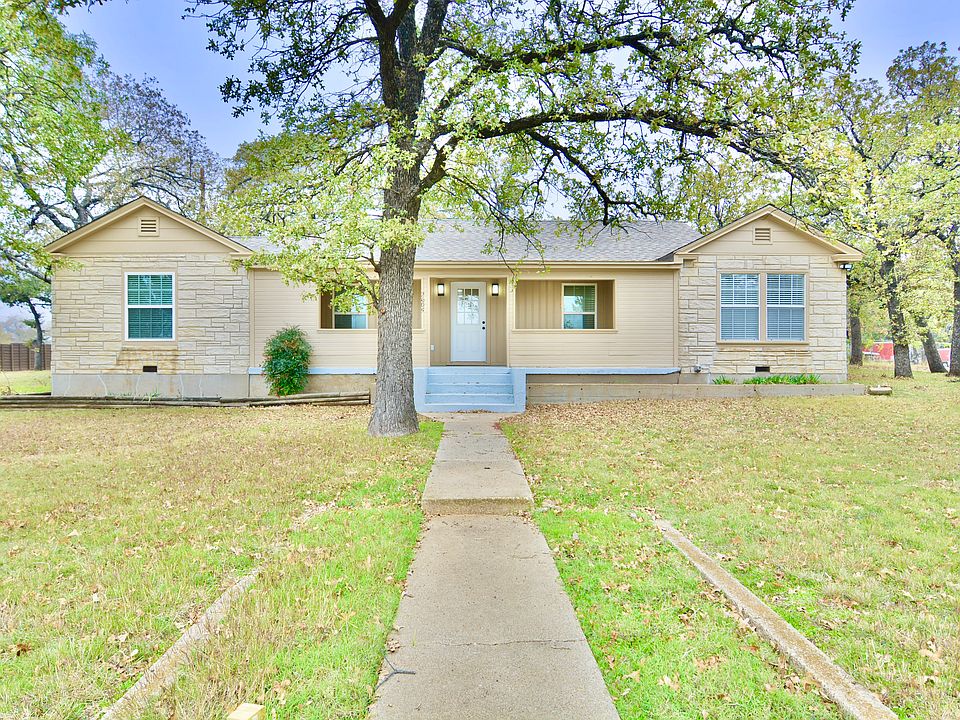 1st image of 2605 Coble Ct