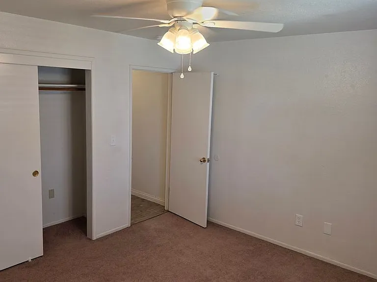 8110 Laborough Dr — Photo 13