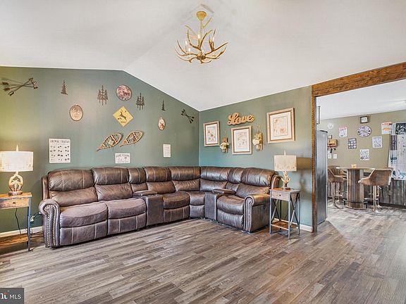 3rd image of 12254 Birkdale Rd