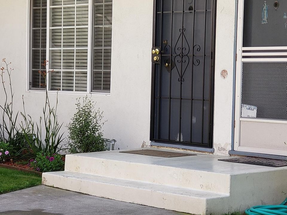 1st image of 3431 Club Dr #3