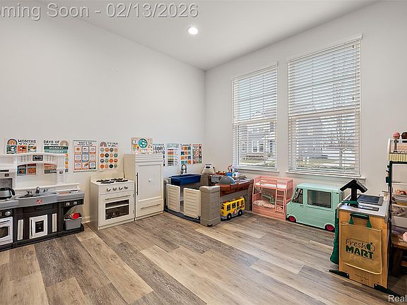 4th image of 4201 Kent Rd