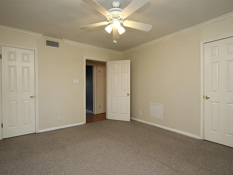 2052 Branard St #4 — Photo 6