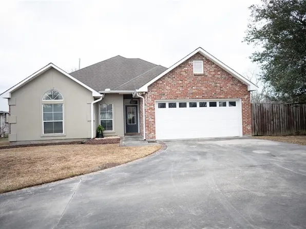 16036 W Lakepoint Ct, Prairieville, LA 70769