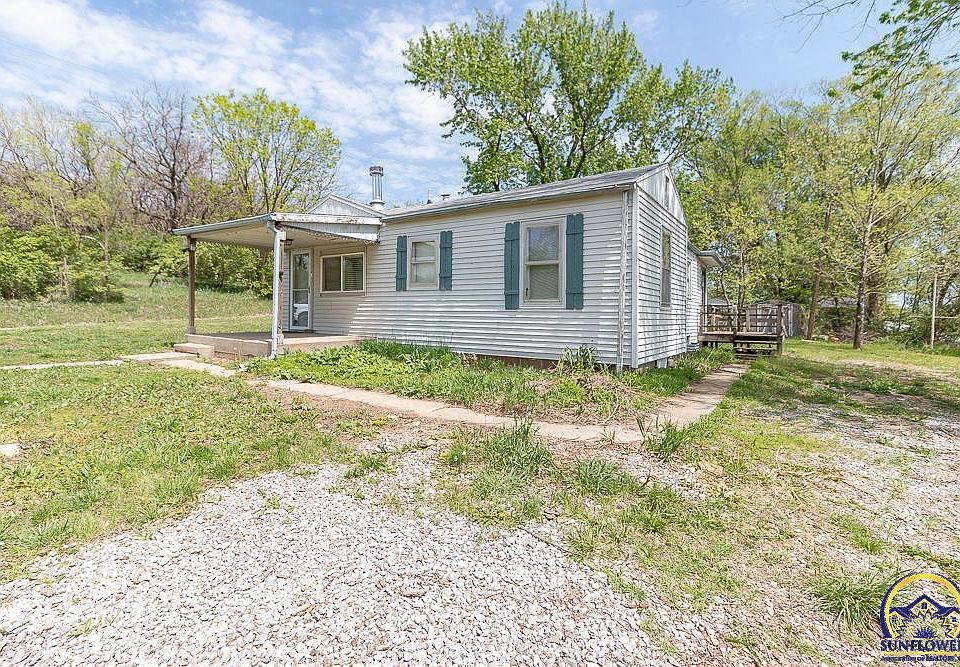 3679 27th St, Grantville, KS 66429 Zillow
