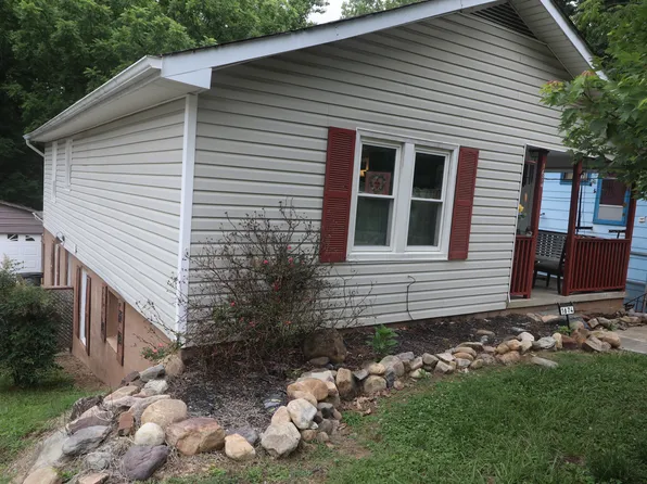 1672 Houston Ave, Kingsport, TN 37664