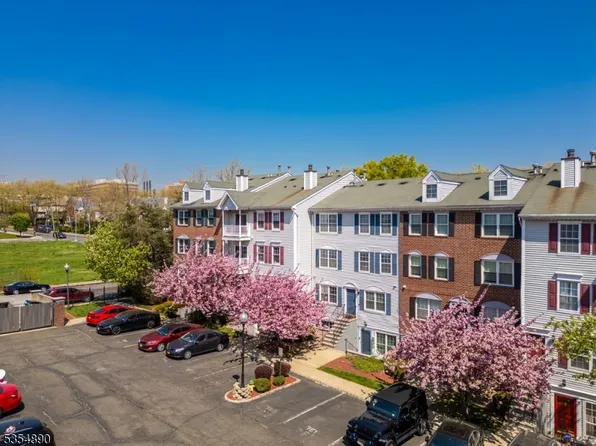45 Rutgers Dr, Newark City, NJ 07103