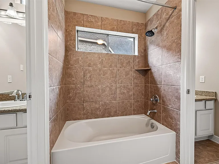 4414 Westwind Garden Pass — Photo 13