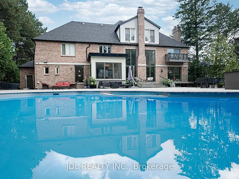 19 Fifeshire Rd — Photo 7