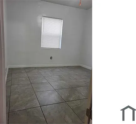 1010 Grant St — Photo 8