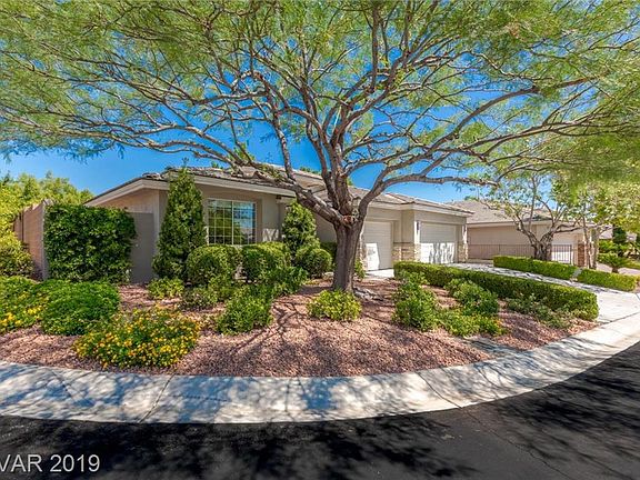 3rd image of 10328 Canyon Valley Ave