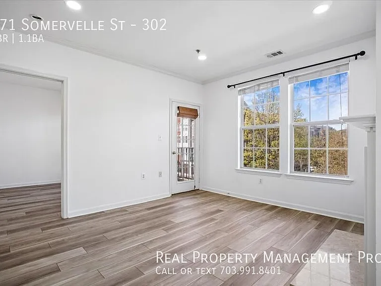 171 Somervelle St #302 — Photo 13