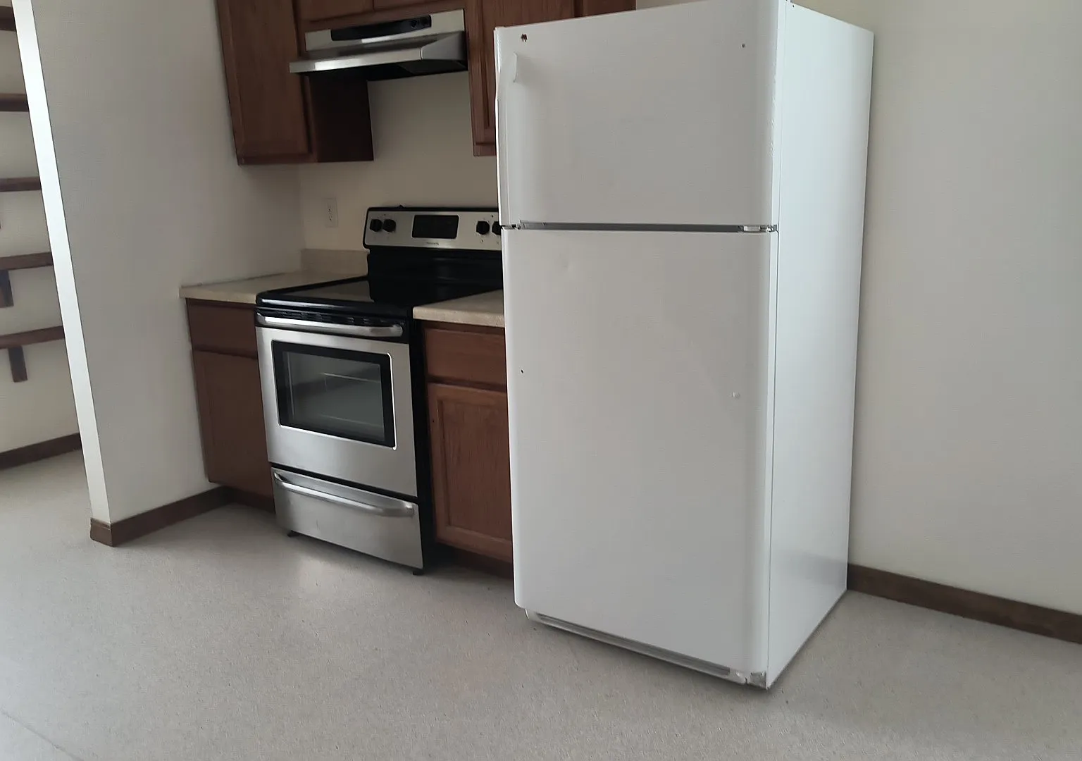 2 bed, 1080 sqft, $1,350 — Photo 2