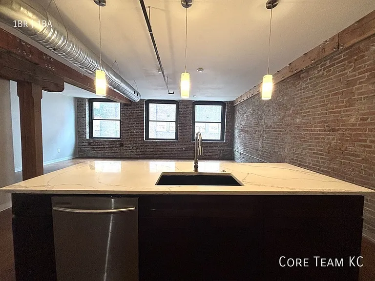 1223 Union Ave #402 — Photo 7