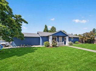 1011 Coachman Dr, Central Pt, OR 97502