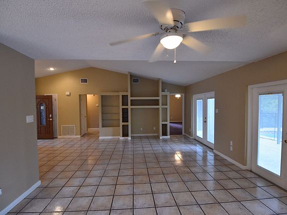 3rd image of 11908 Cedarfield Dr