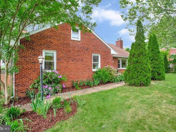 8500 63rd Ave, College Park, MD 20740
