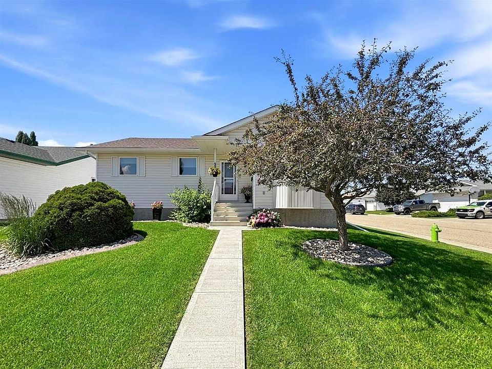 1st image of 109 E Logan Close