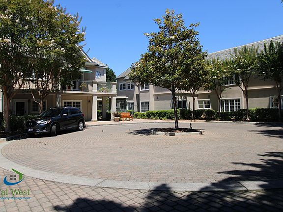 4th image of 1 W Edith Ave APT D219