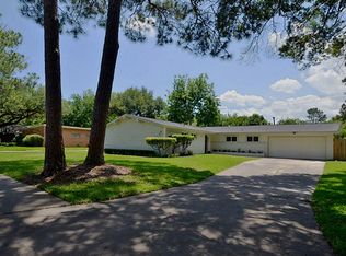 4741 Briarbend Dr, Houston, TX 77035