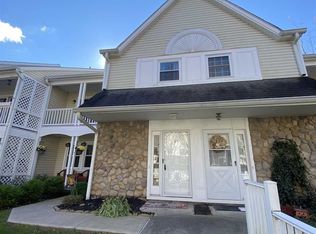 11 Burnham Ct, Fishkill, NY 12524