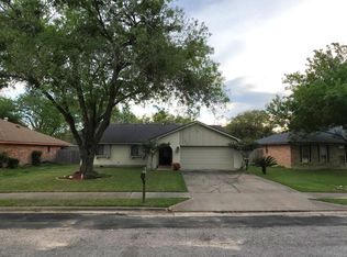 309 Beechwood Dr, Victoria, TX 77901