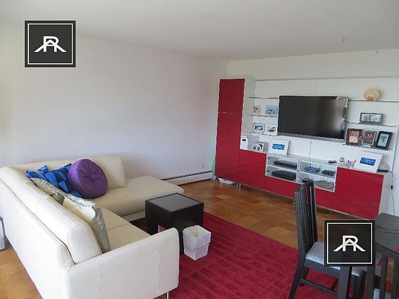 5th image of 62 Babcock St #84