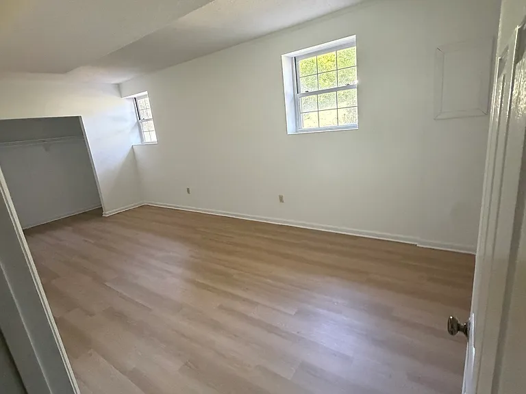 4 Payton Ct — Photo 8