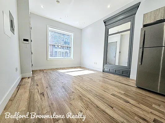 Rented by Bedford Brownstone Realty | media 2