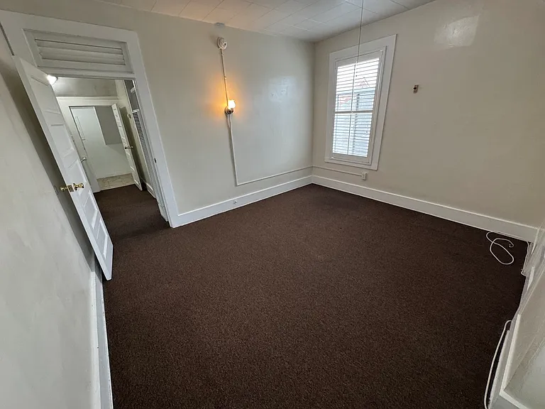1430 W 25th St #1/2 — Photo 33