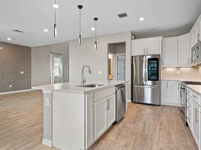 10437 SW Captiva Dr — Photo 11