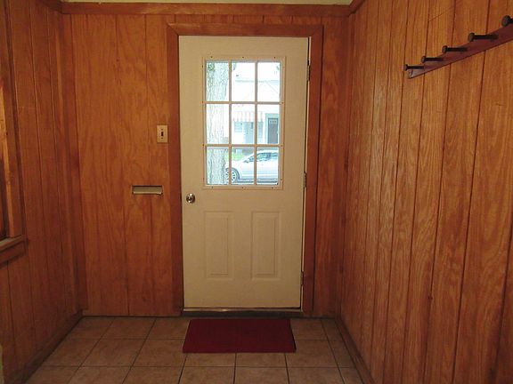 Front entry way