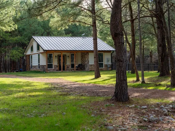 1144 County Road 3230, Clarksville, TX 75426