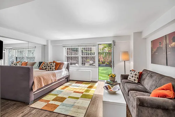 Rented by Sotheby's International Realty | media 5