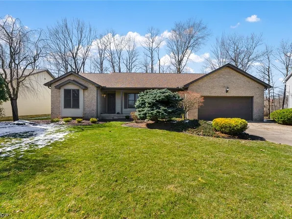 7708 Amberwood Trl, Youngstown, OH 44512