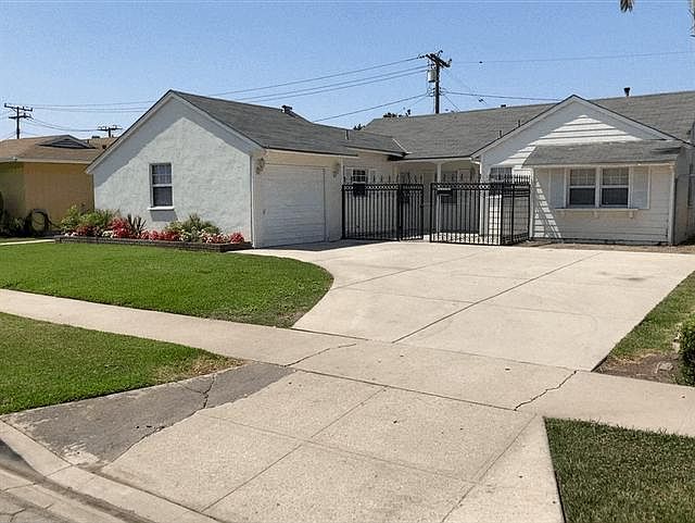 1st image of 13514 Mulberry Dr