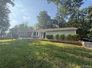 5108 Twelve Oaks Ave, Villa Ridge, MO 63089
