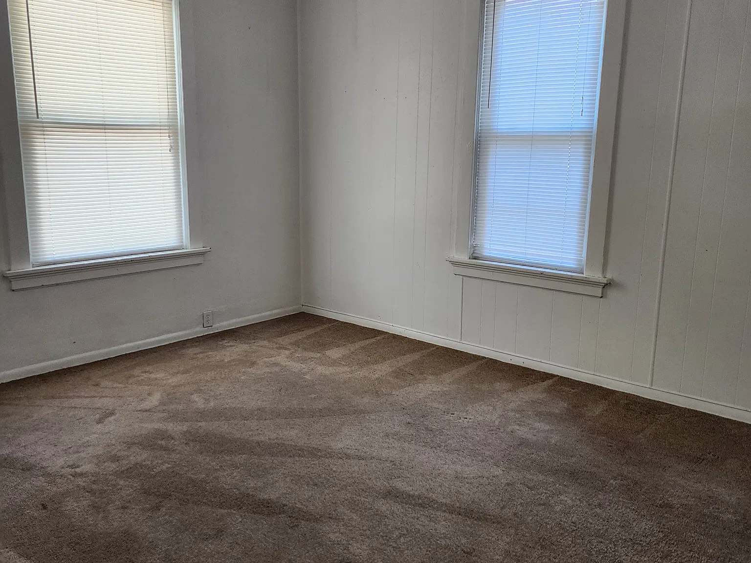 5901 W Siegfried Place — Photo 3