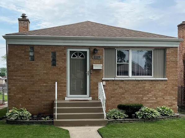 1119 S 31st Ave, Bellwood, IL 60104